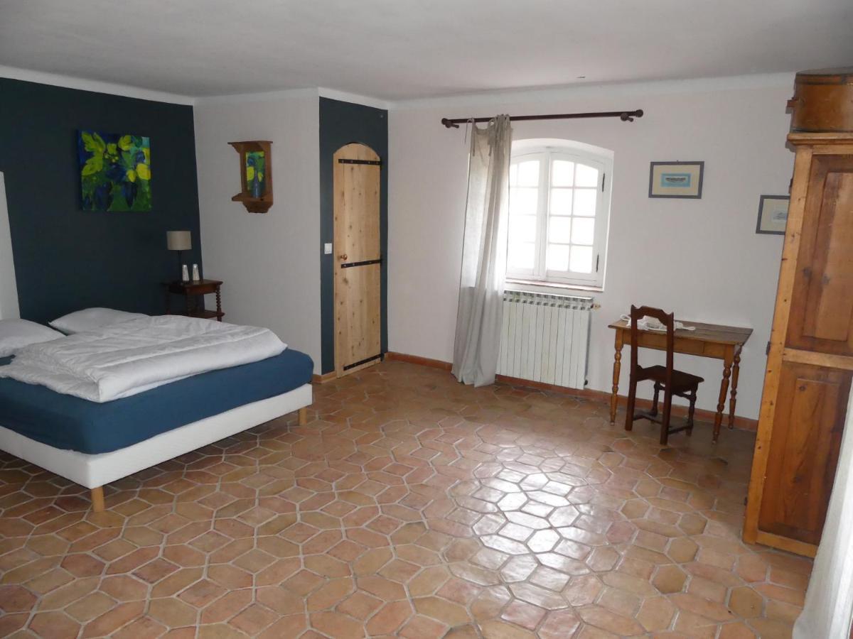 Solliès-Pont Le Charme D'Une Vieille Bastide Provencale المظهر الخارجي الصورة